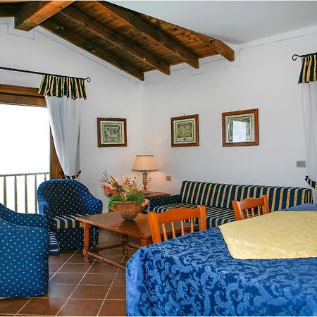 Amazing In Punta Su Turrione Apartment *